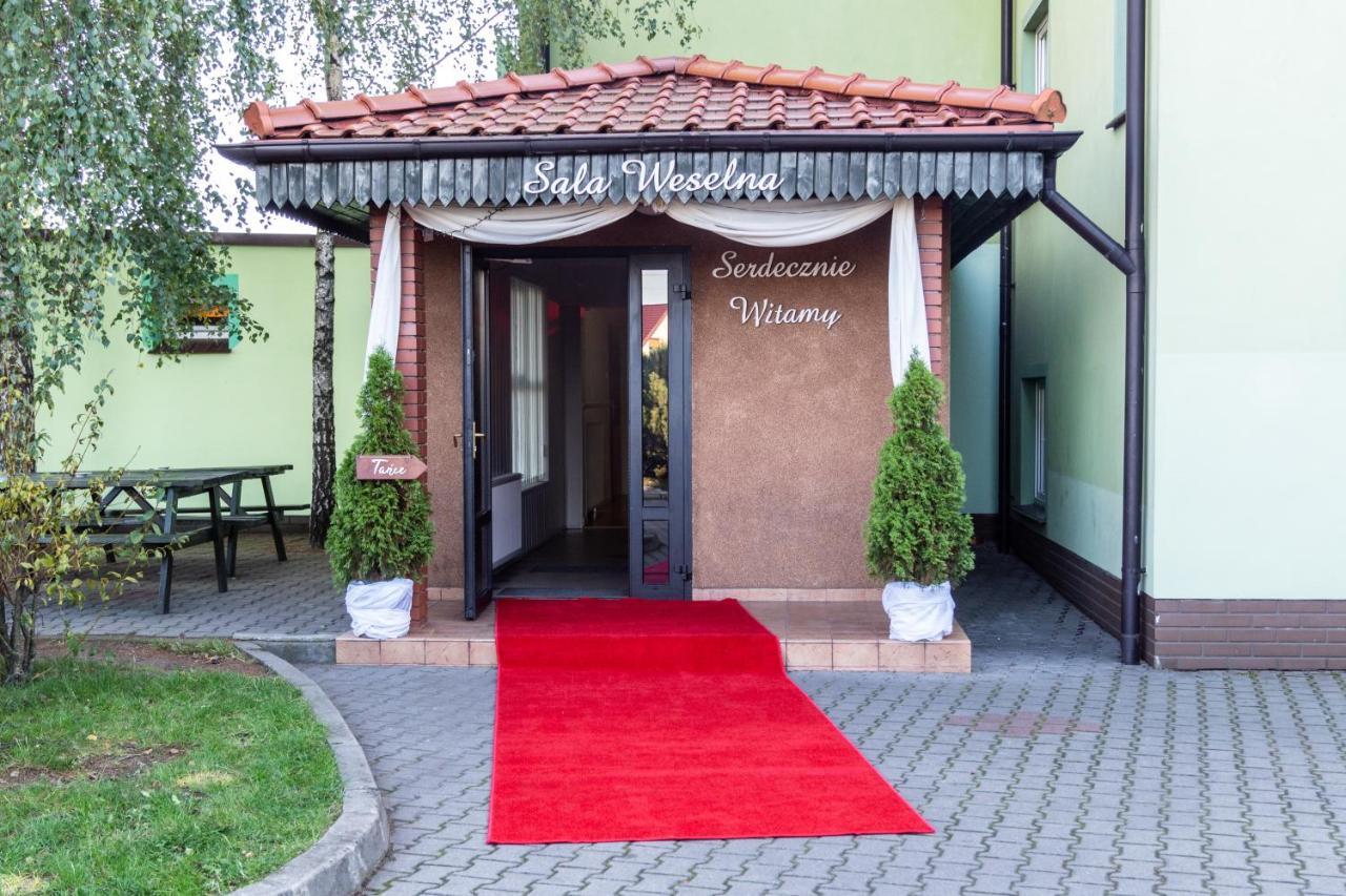 Dworek Zacisze Września Buitenkant foto